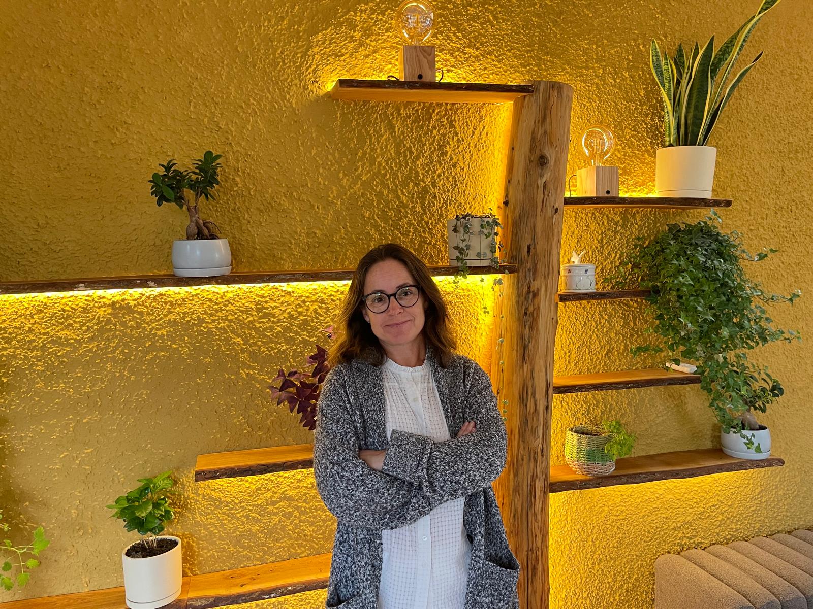 Plants and natural wood in the Buena Vida practice